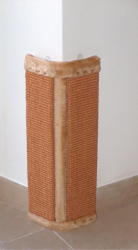 Griffoir D Angle En Sisal Et Peluche Pour Chat 51 Cm X 24 Cm Griffoir D Angle En Sisal Et Peluche Pour Chat 51 Cm X 24 Cm
